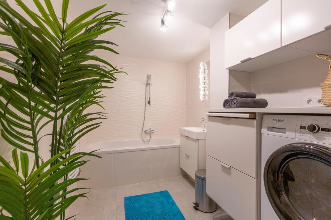 בודפשט Unique Central 3 Floor Home With 4Bdrm, 3Bthrm מראה חיצוני תמונה