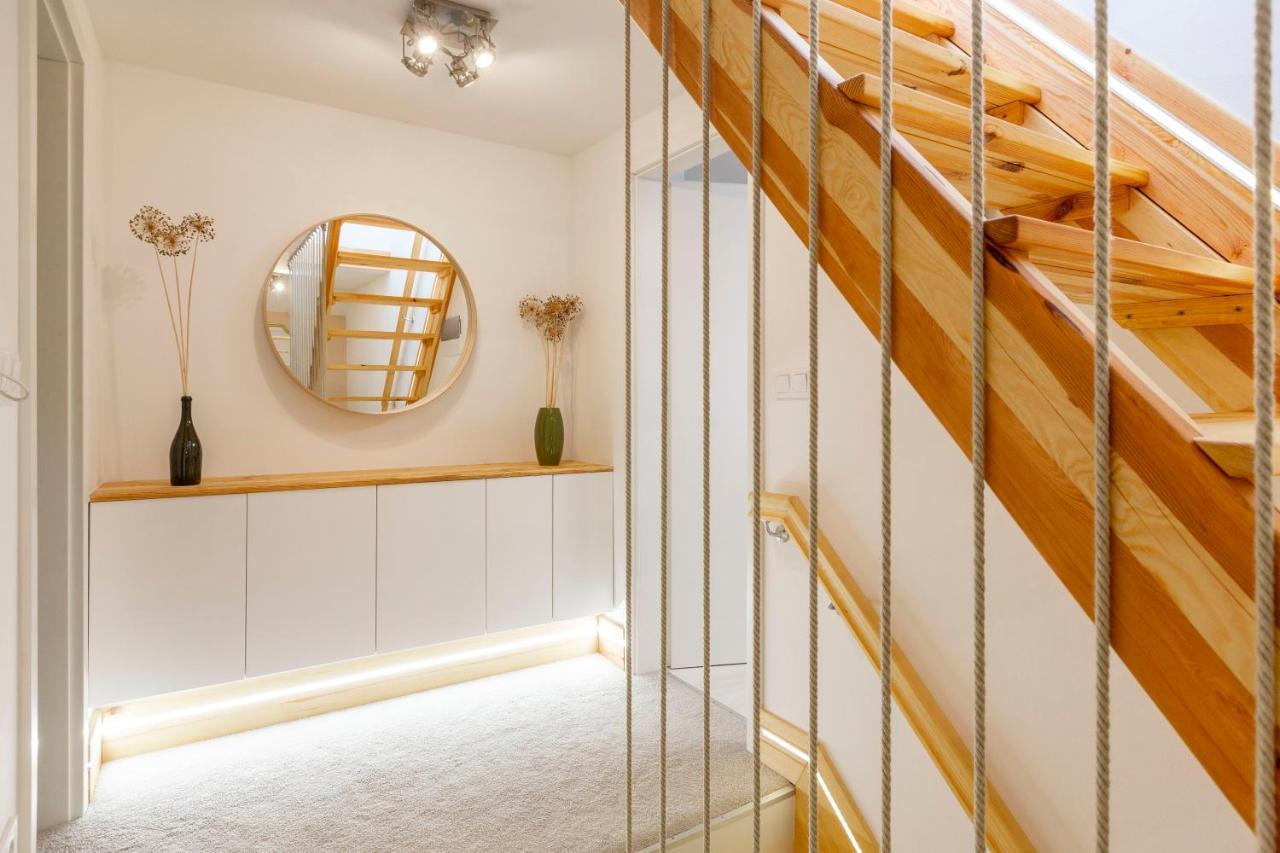 בודפשט Unique Central 3 Floor Home With 4Bdrm, 3Bthrm מראה חיצוני תמונה